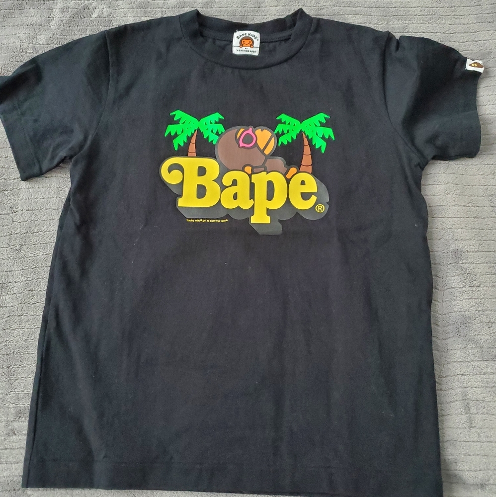 Authentic Bape Kids Tee - sz 130